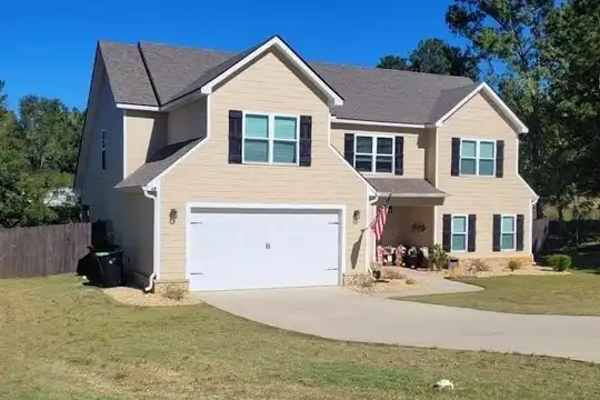 556 Shady Greens Dr