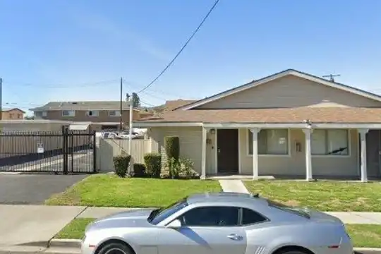 13115 Cypress St unit 5