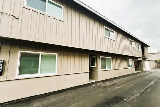 13811 La Pat Pl unit 2