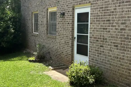 1973 Wood Valley Rd