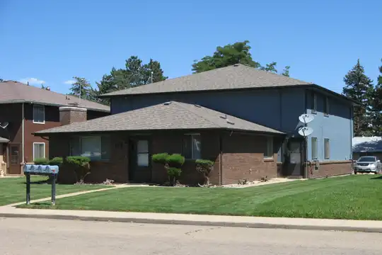 732 Delaware Ave unit A