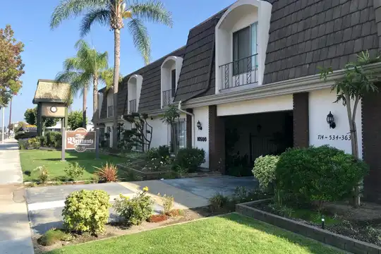 10500 Westminster Ave unit 37