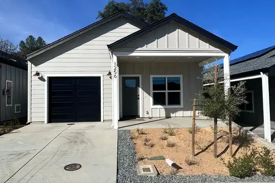 1256 Old Alturas Rd