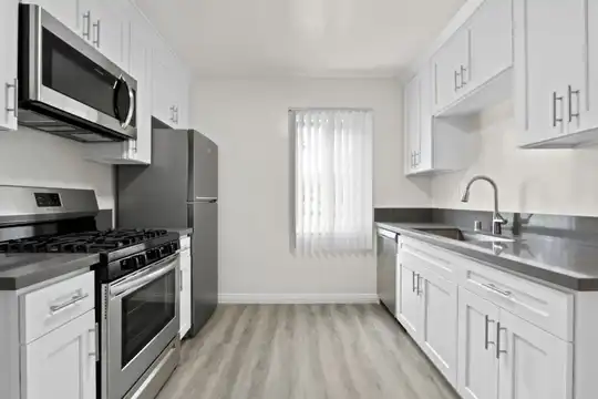 1824 16th St unit 8