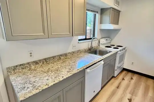 3011 17th Ave unit C