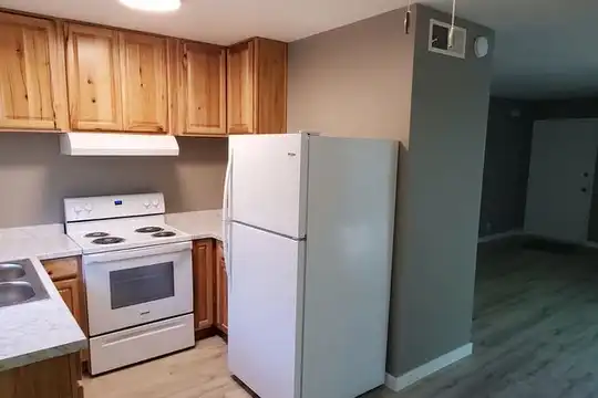 1465 Benton Dr unit 03