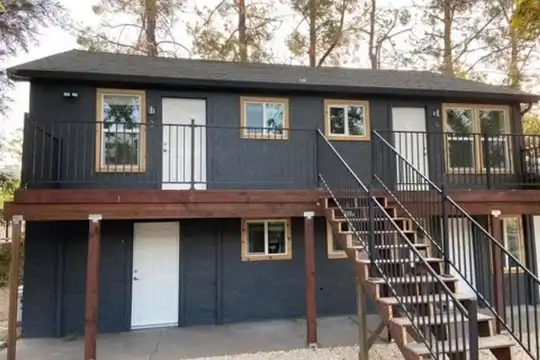 633 N Market St unit 01